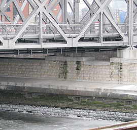 Sanierung einer Brücke aus Naturstein in Hamburg